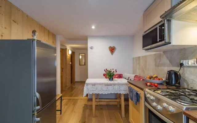 Pokoje i Apartamenty Centrum - Willa Bajeczka