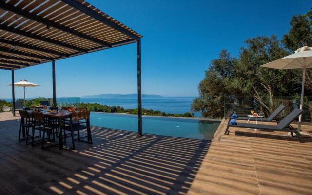 Brand new Villa Lefka with private pool at Platies