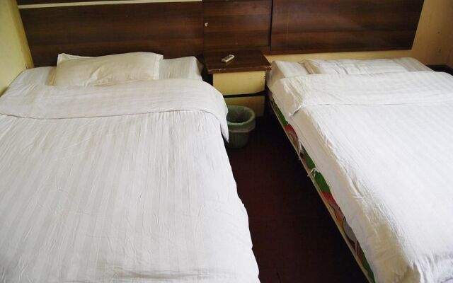 Huangting Hotel