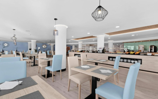 Palmanova Suites by TRH