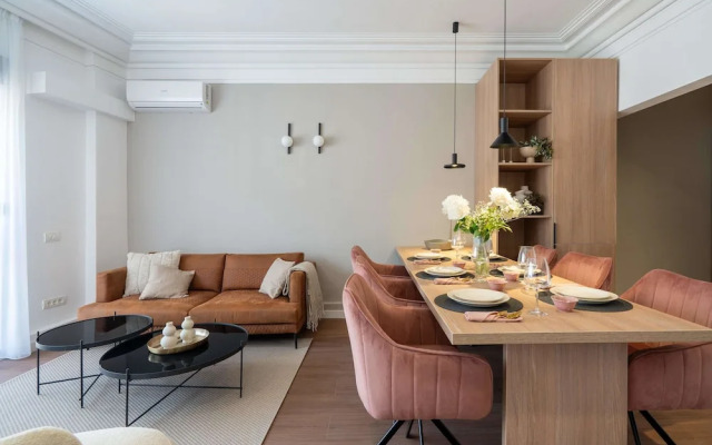 Spacious 3BR by Cismigiu Gardens Calea Victoriei