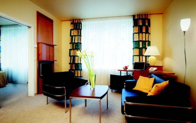 Mamaison Hotel Chain Bridge Budapest