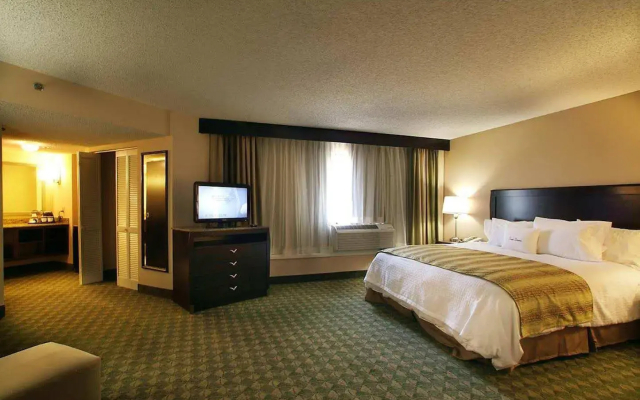 DoubleTree by Hilton San Antonio Downtown