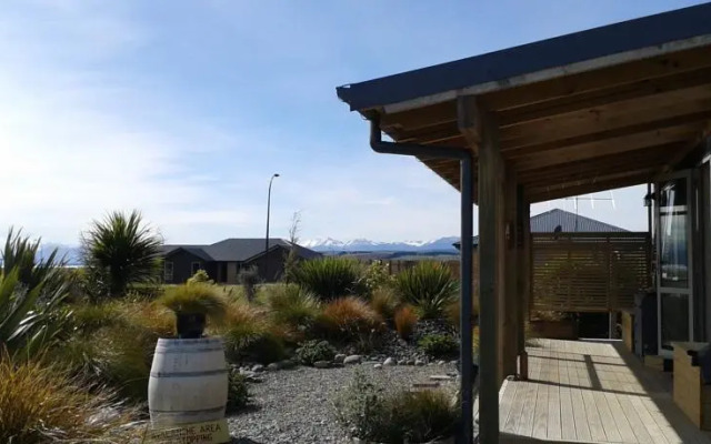 Te Anau Holiday Houses - Beech Retreat