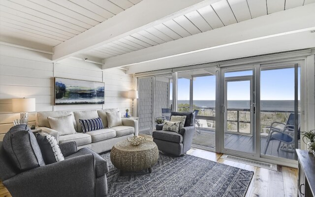 Atlantic Watergate 16 by Long & Foster