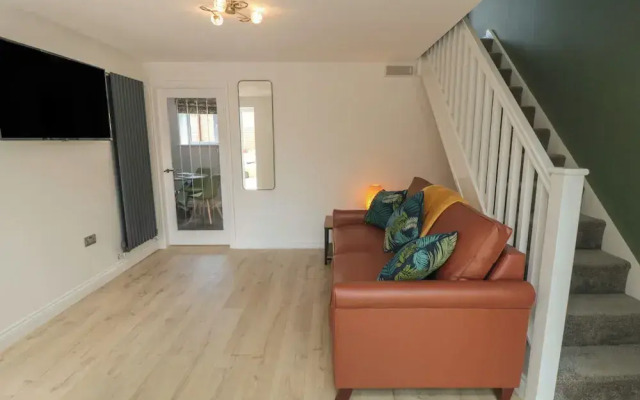 2 Staveley Cottages