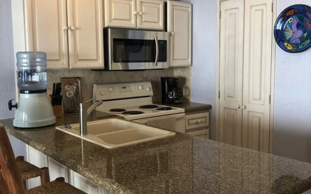 Sonoran Sea 1BR SSE 212 by Casago