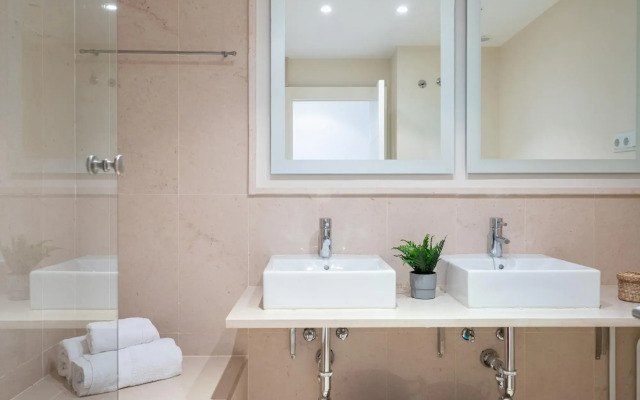 Hoyo 19 Luxury Apartment