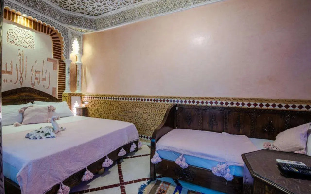 Riad L'Arabesque