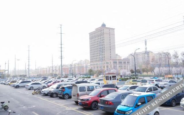 Huaying Hotel (Chengwu Station Branch)