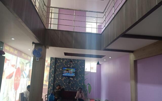 CAPITAL O 82703 Sai Comforts