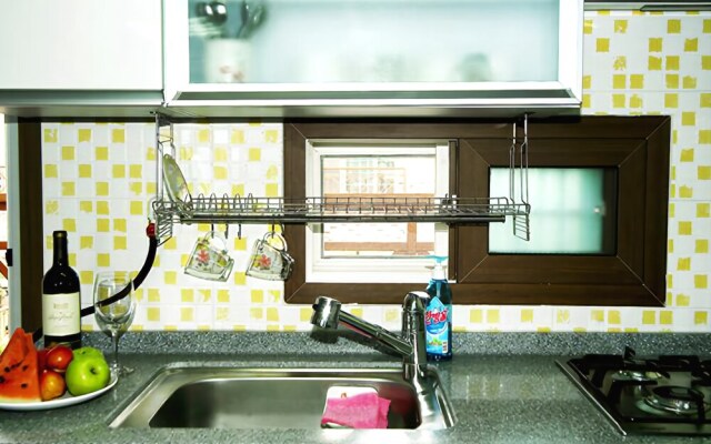 Tongyeong White Beach Pension