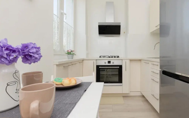 Sunny Studio Raclawicka by Renters