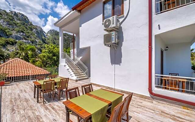 Ayris Hotel Çıralı