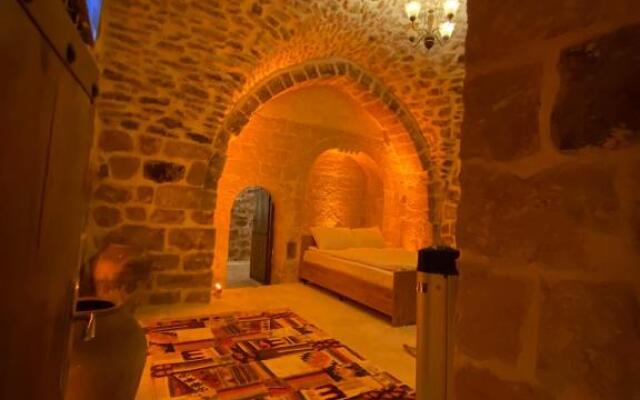 Madam Mari Konağı Butik Otel