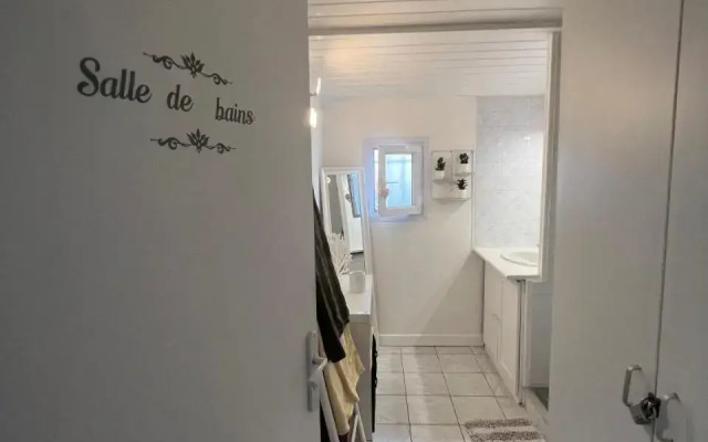 petite maison cosy avec exterieur
