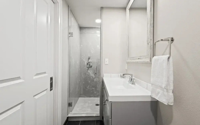 Bywater Suite Hotel