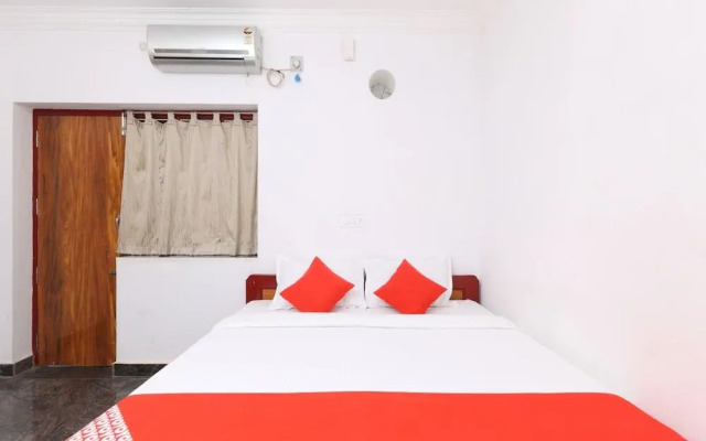 The Orient Hotel by OYO Rooms