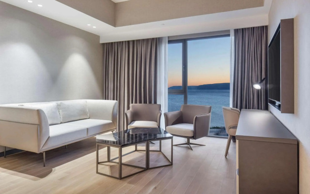 Doubletree By Hilton Canakkale