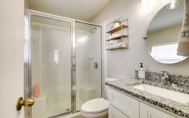 Apollo Beach Vacation Rental w/ Private Pool!