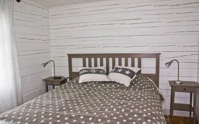 Beautiful Home in Vetlanda With 3 Bedrooms and Wifi