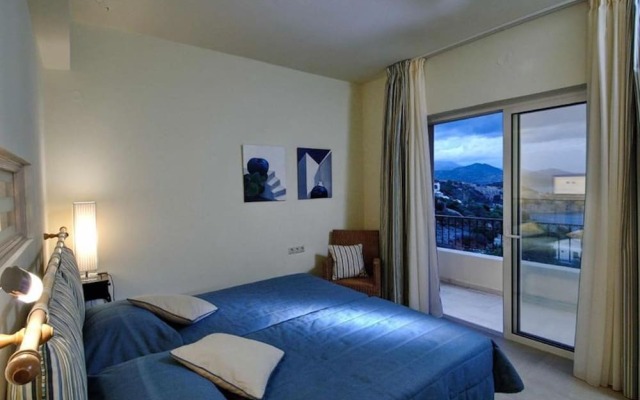 Villa Ouranos our Dream in Blue and Cream With Seaview and Pool