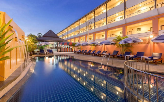Kata Silver Sand Hotel