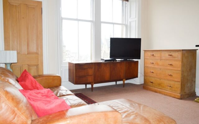 Comfy 1 Bedroom Apartment in City Centre