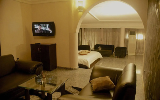 Kindea Hotel