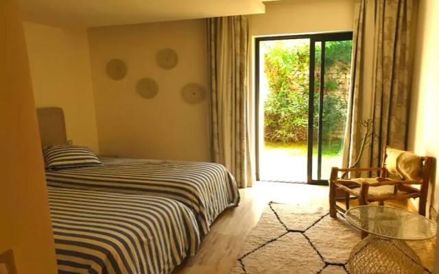 13 Bedroom Villa With Heated Pool, Golf Course, Seaside