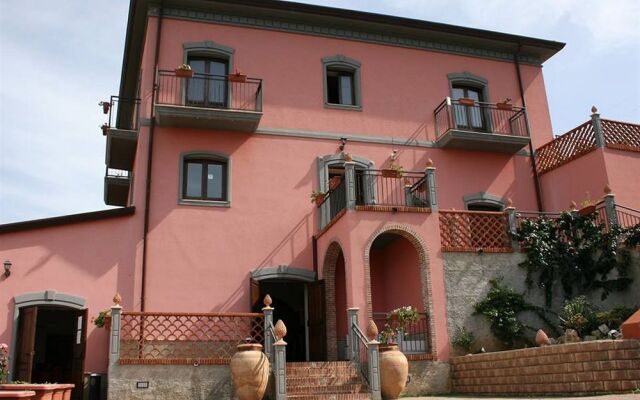 Red Hotel SantElia