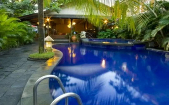 Nyiur Indah Beach Hotel