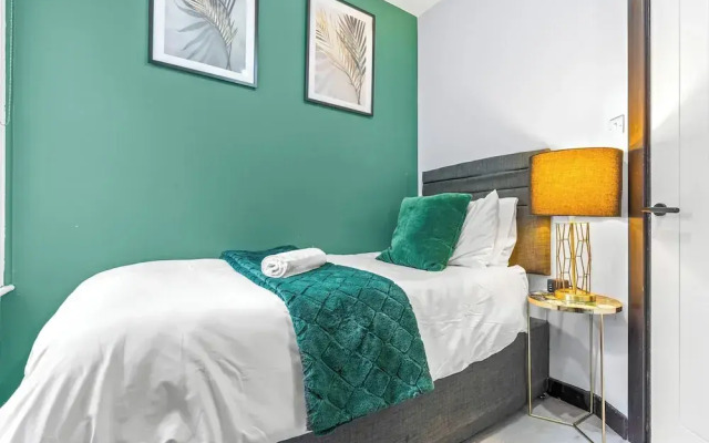 Superb 3bed Fulham Palace Retreat