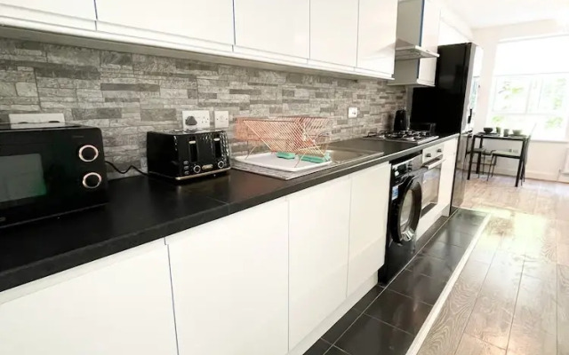 Immaculate 1-bed Apartment in Orpington