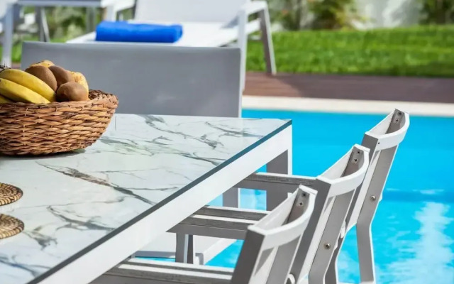 W Villas Halkidiki Deluxe 5 Bedroom Villa Private Pool