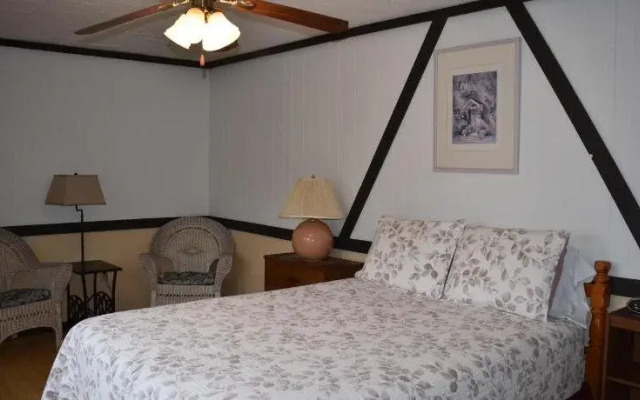 The Stone House Motel & Motor Lodge