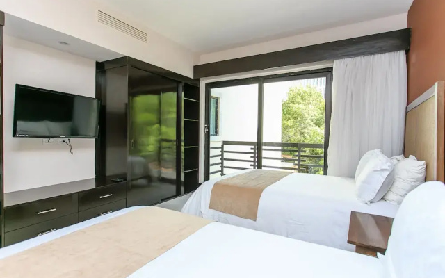 Aldea Thai 1132 2 Bedrooms by RedAwning