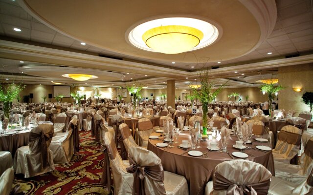 Holiday Inn Hotel & Suites St. Catharines Conference Center by IHG