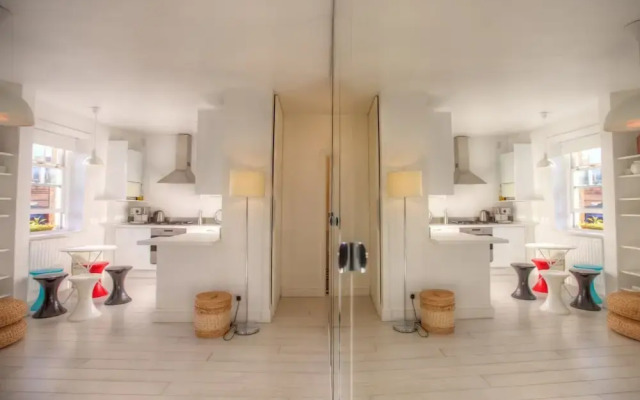 Studio Next to British Museum