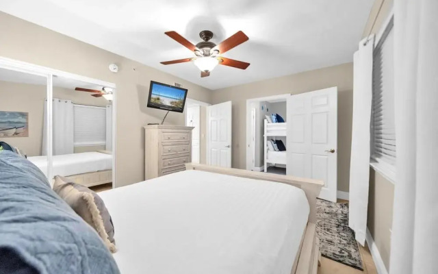 Emerald Beach 225