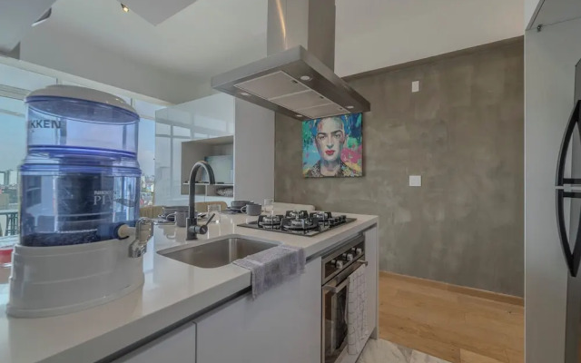 Icon Cibeles heart of La Roma