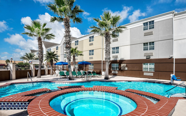 Candlewood Suites Galveston by IHG