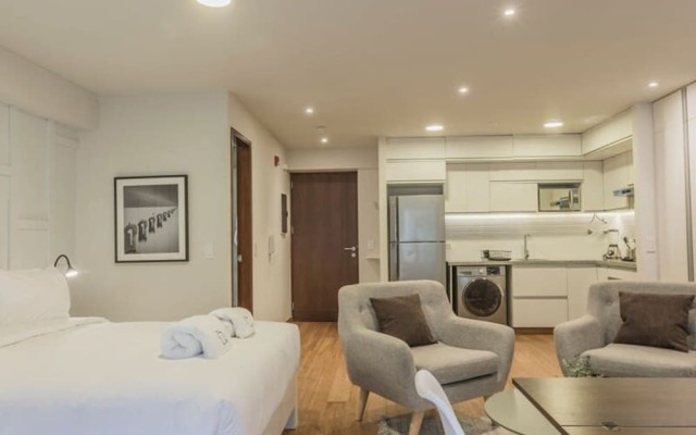 w Elegant Loft With Balcony in Barranco