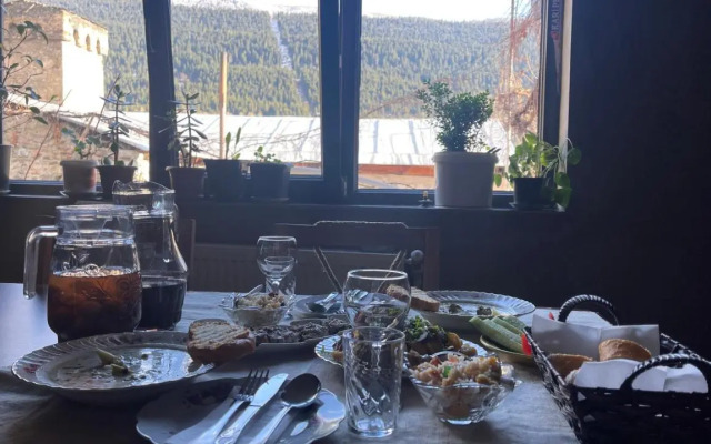 Mestia Guesthouse