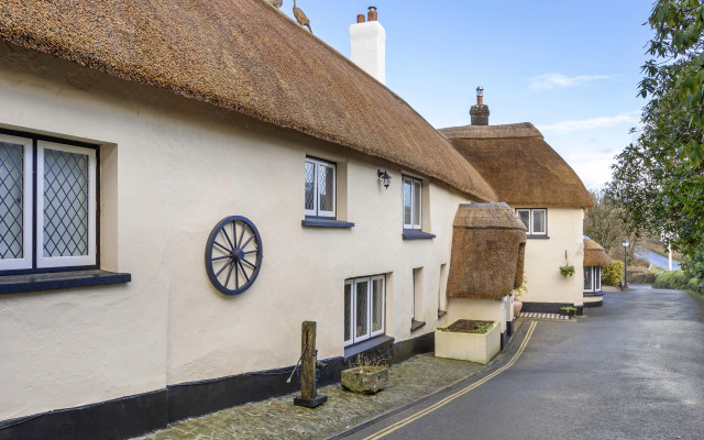 Woodford Bridge Country Club