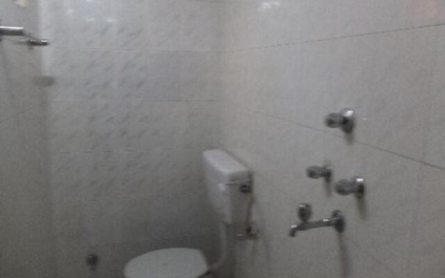 Khushi Paying Guest House