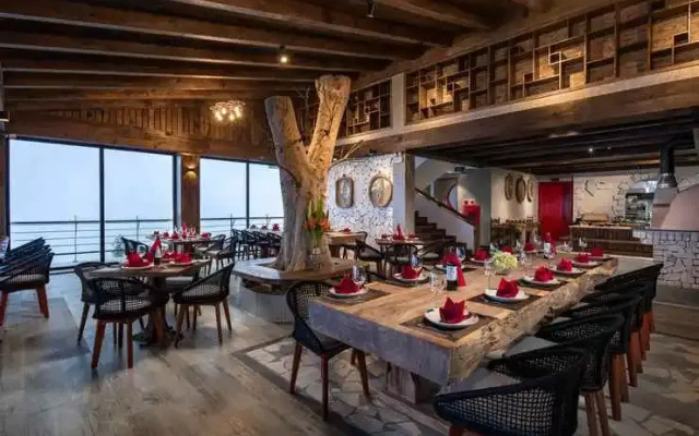 Sapa CatCat Hills Resort