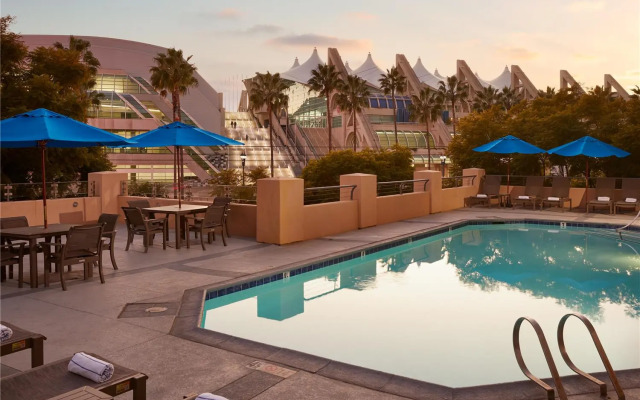 Hilton San Diego Gaslamp Quarter