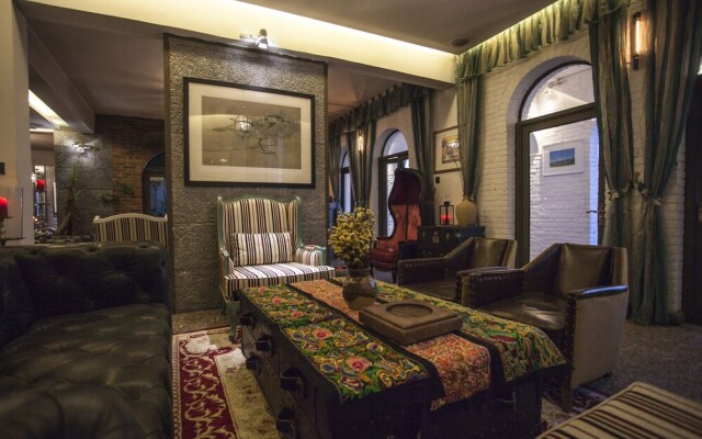 Dali 2013 Art Hotel