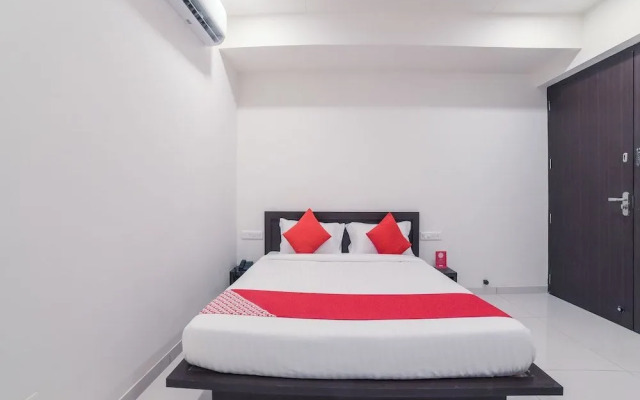 Samudra Executive by OYO Rooms